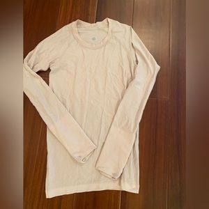 Lululemon Swiftly Tech Long Sleeve Size 6